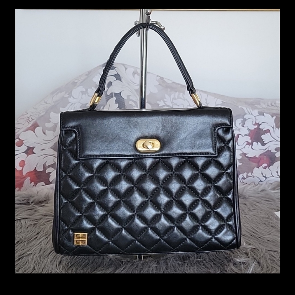 Givenchy Kelly Calfskin leather black Quilted handbag - Picture 16 of 16